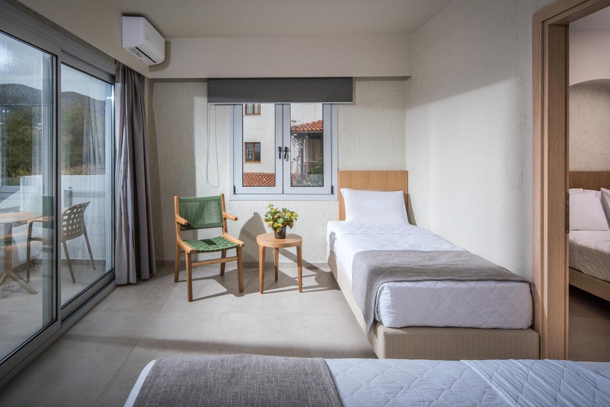 South Coast Hotel Makry Gialos  Exterior photo